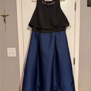 Elegant Black and Blue Formal Gown